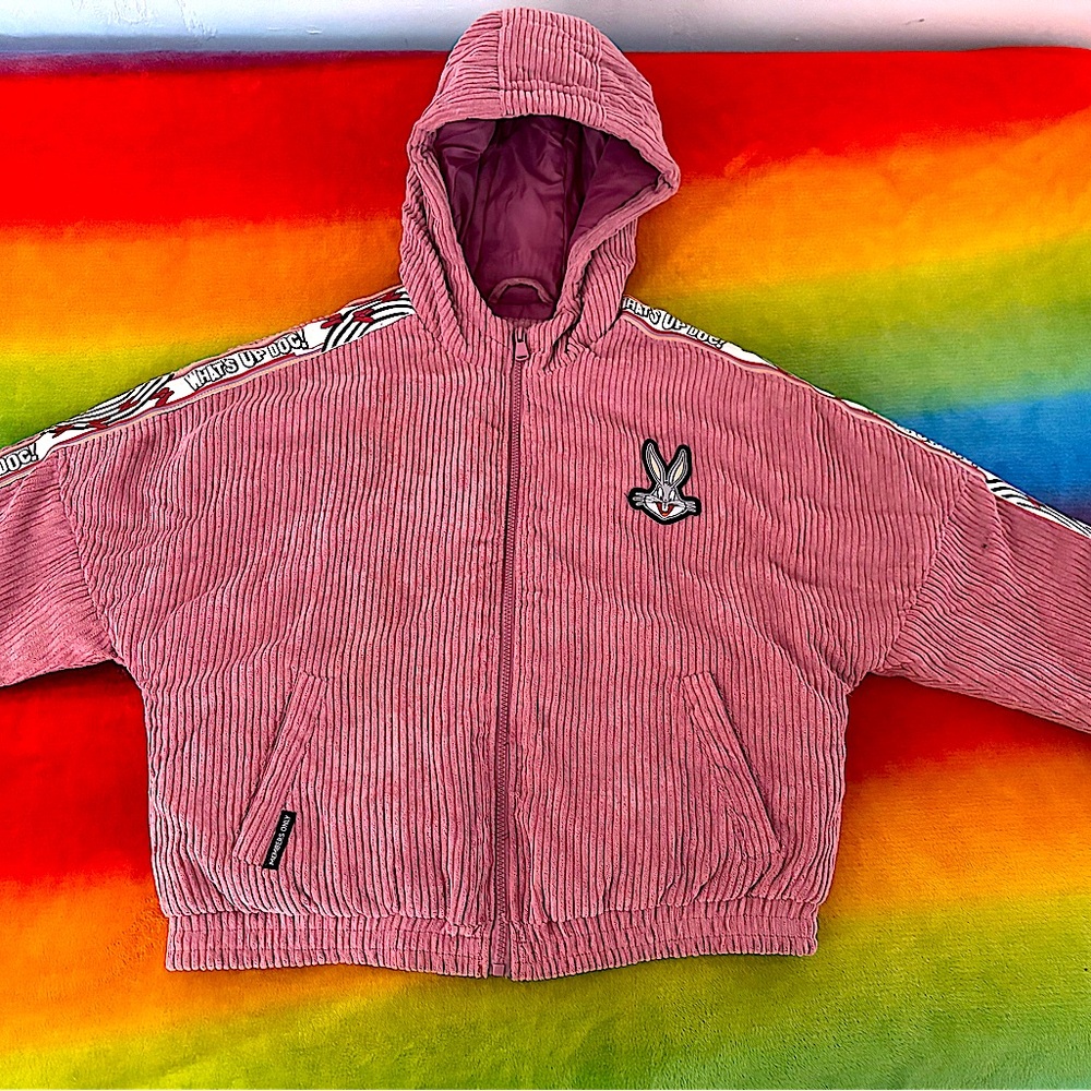 Members Only Looney Tunes Coat
Size: Woman’s Medium